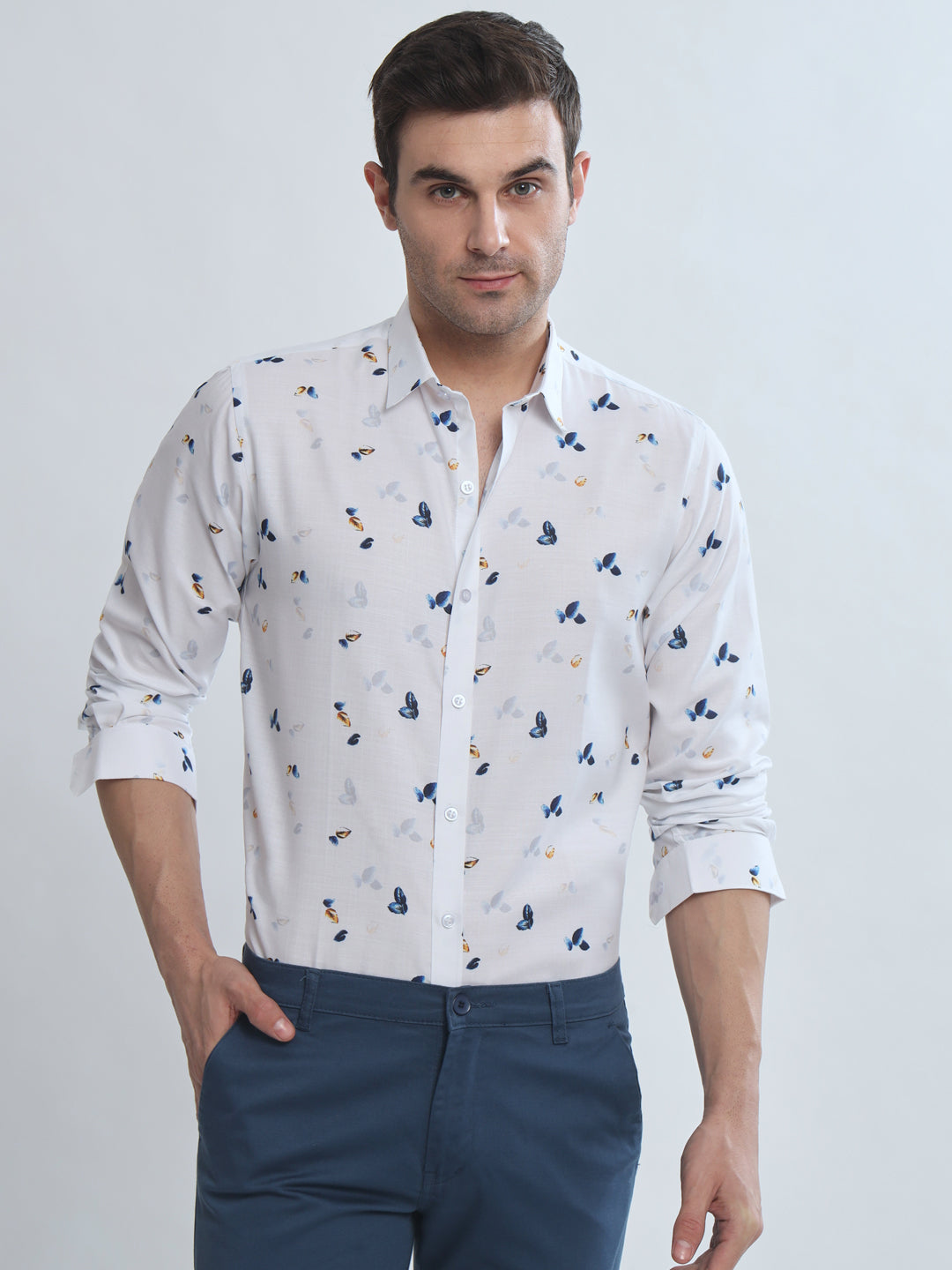 Exquisite Floral Printed Shirt in Blanco for Effortless Elegance