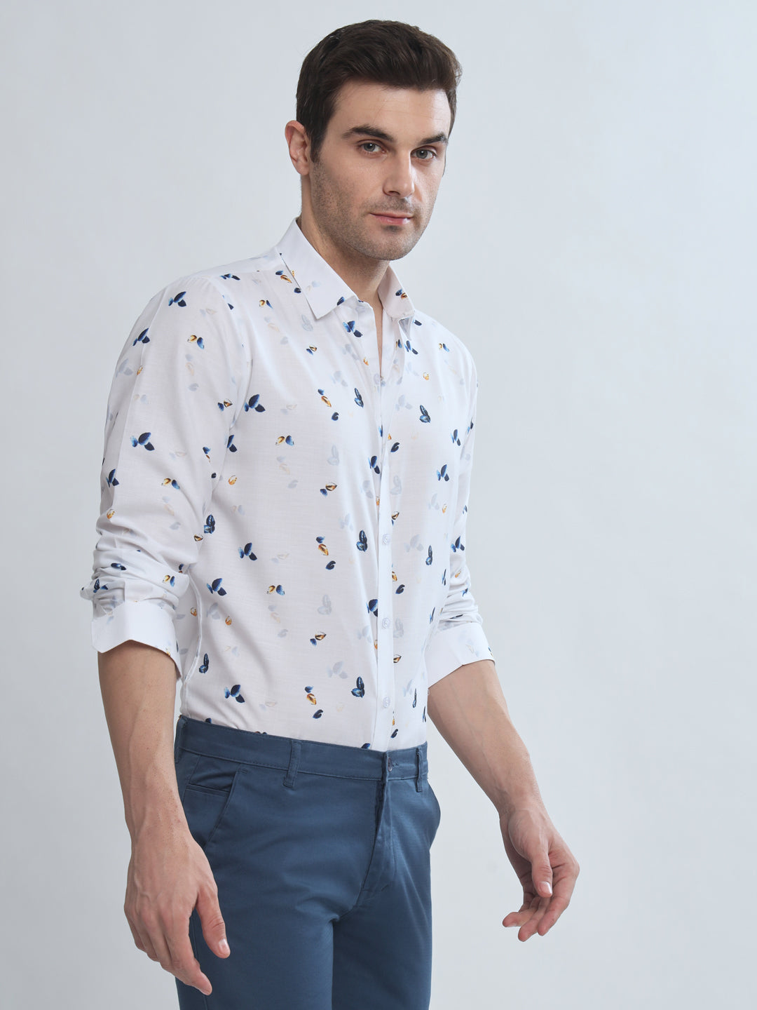 Exquisite Floral Printed Shirt in Blanco for Effortless Elegance