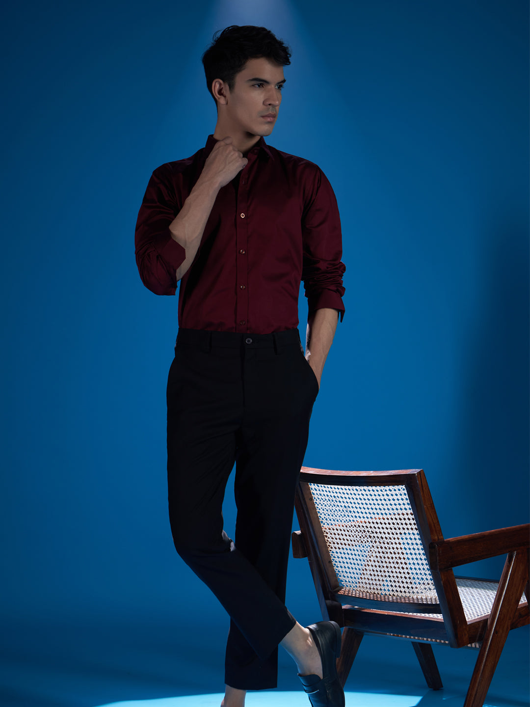 Classic Maroon Solid Shirt - Full Sleeve for Effortless Elegance